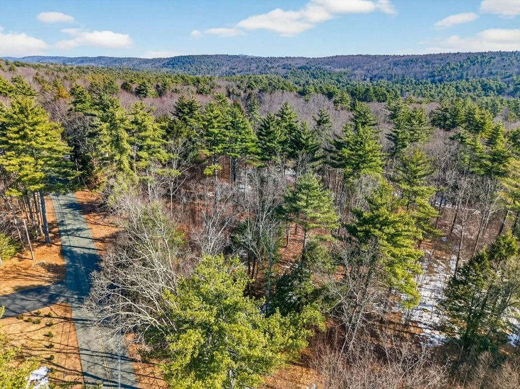 Photo of 52 East Rd