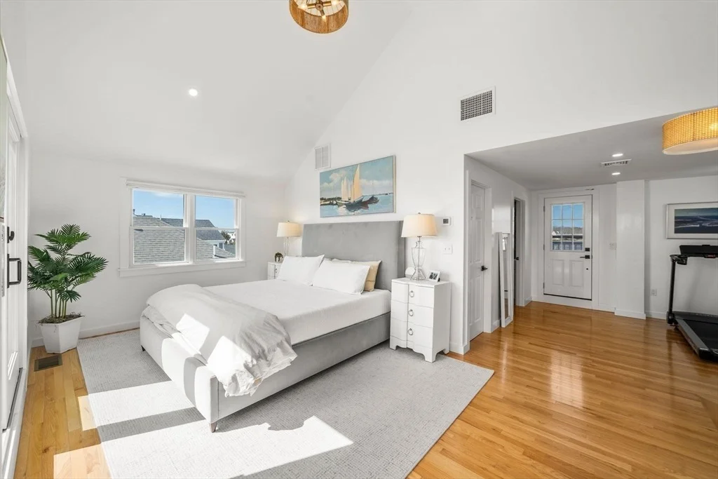Photo of 113 Bay Avenue