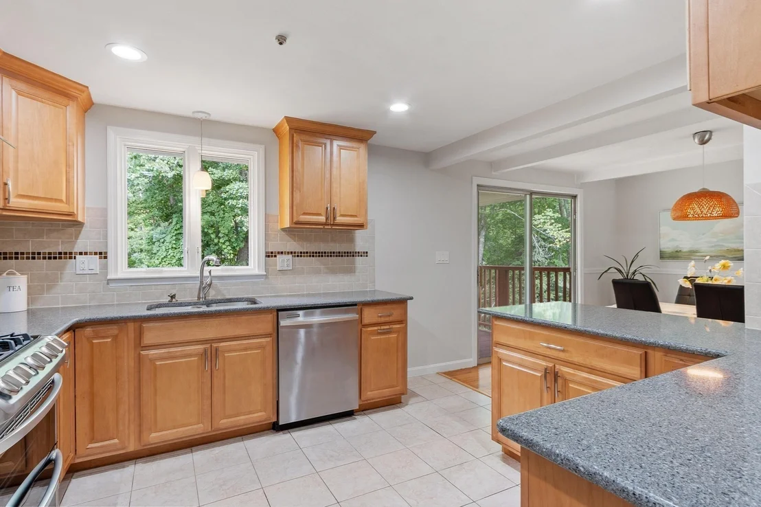 Photo of 18 Cowdrey Ln