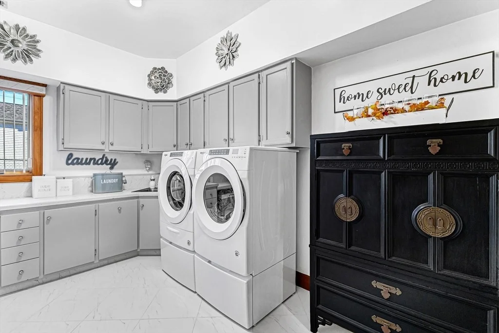 Photo of 201 Montgomery Cir
