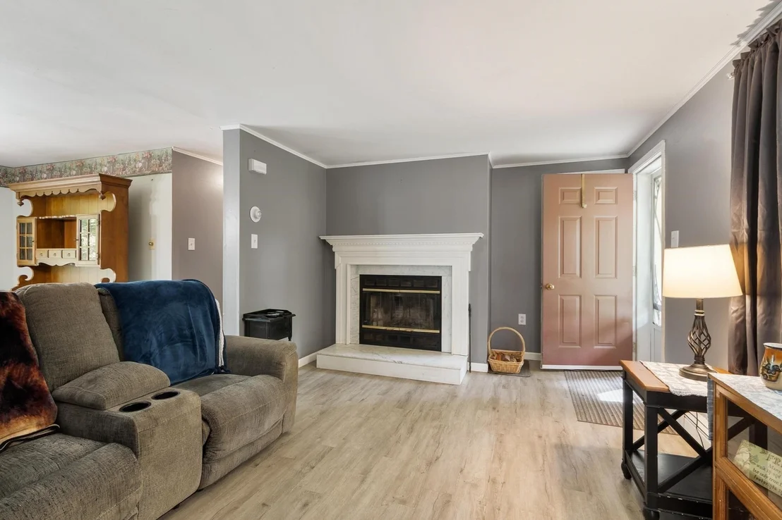 Photo of 64 Mystery Ln