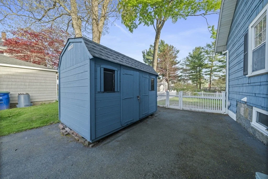 Photo of 86 Cabot Ave