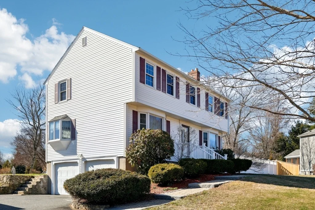 Photo of 6 Waterview Dr