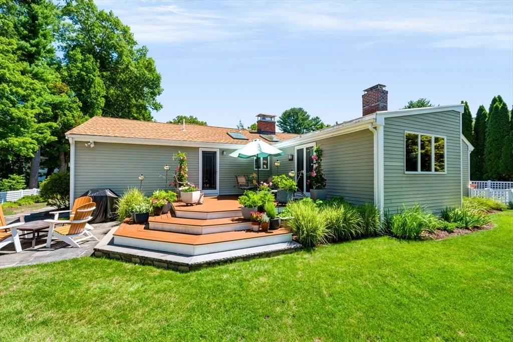 Photo of 15 Fenmere Ave