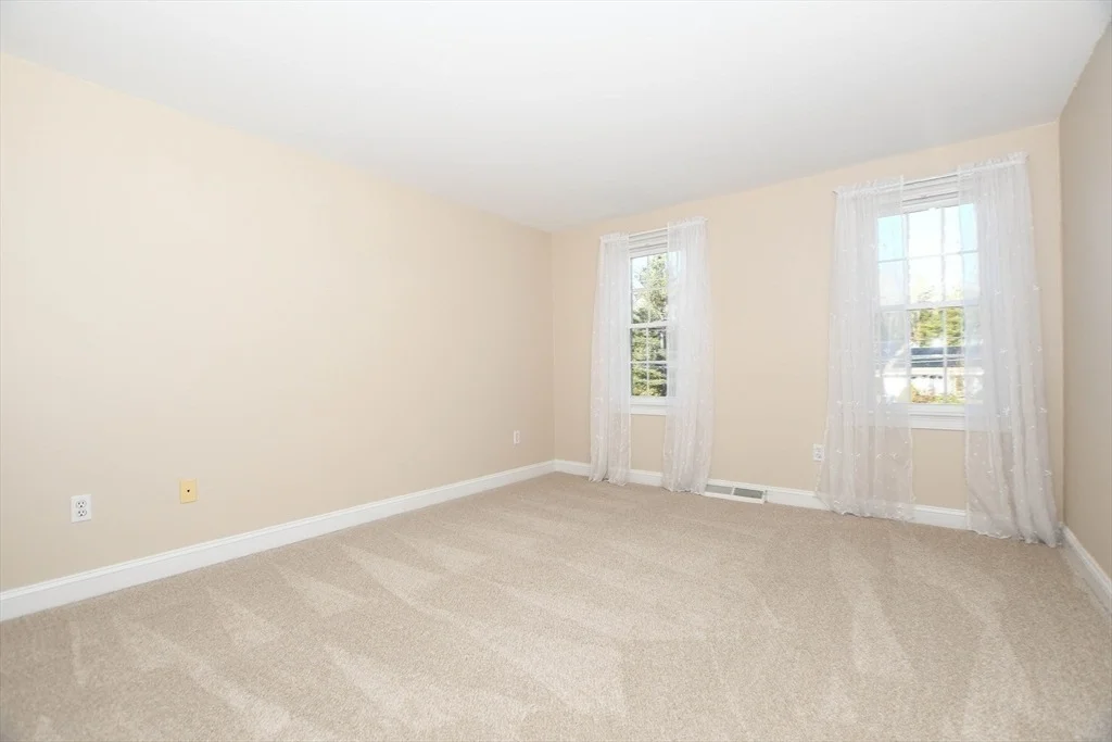Photo of 533 Delano Rd