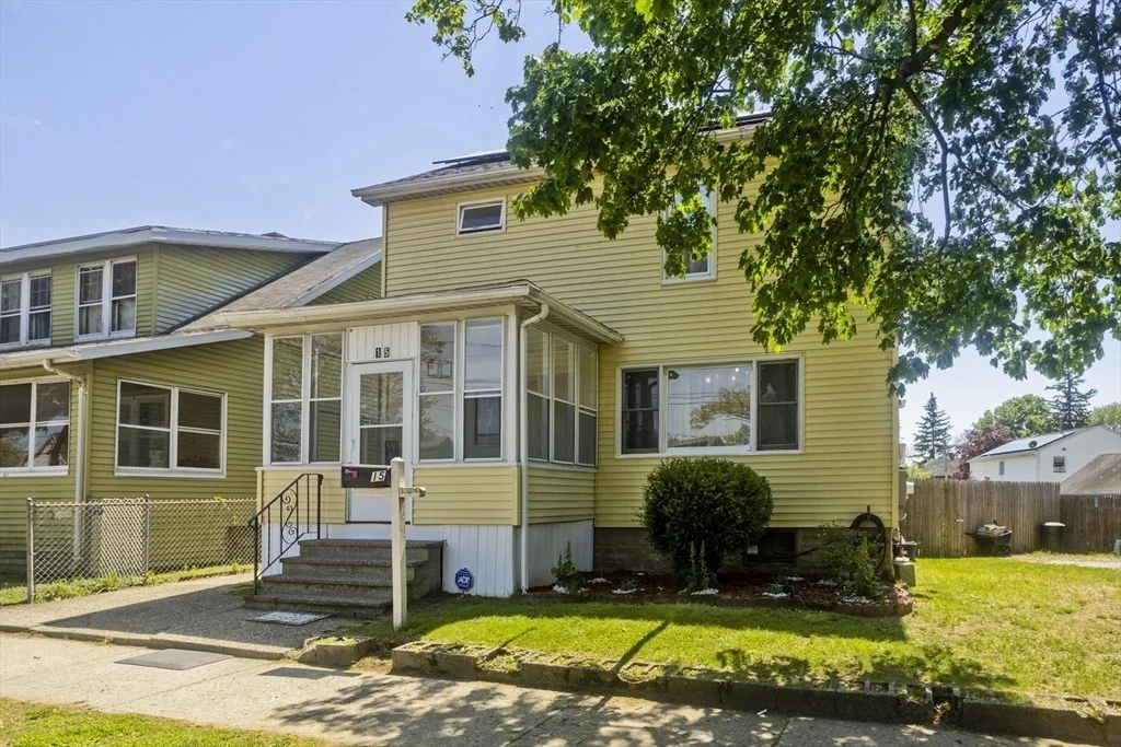 Photo of 15 Merida St
