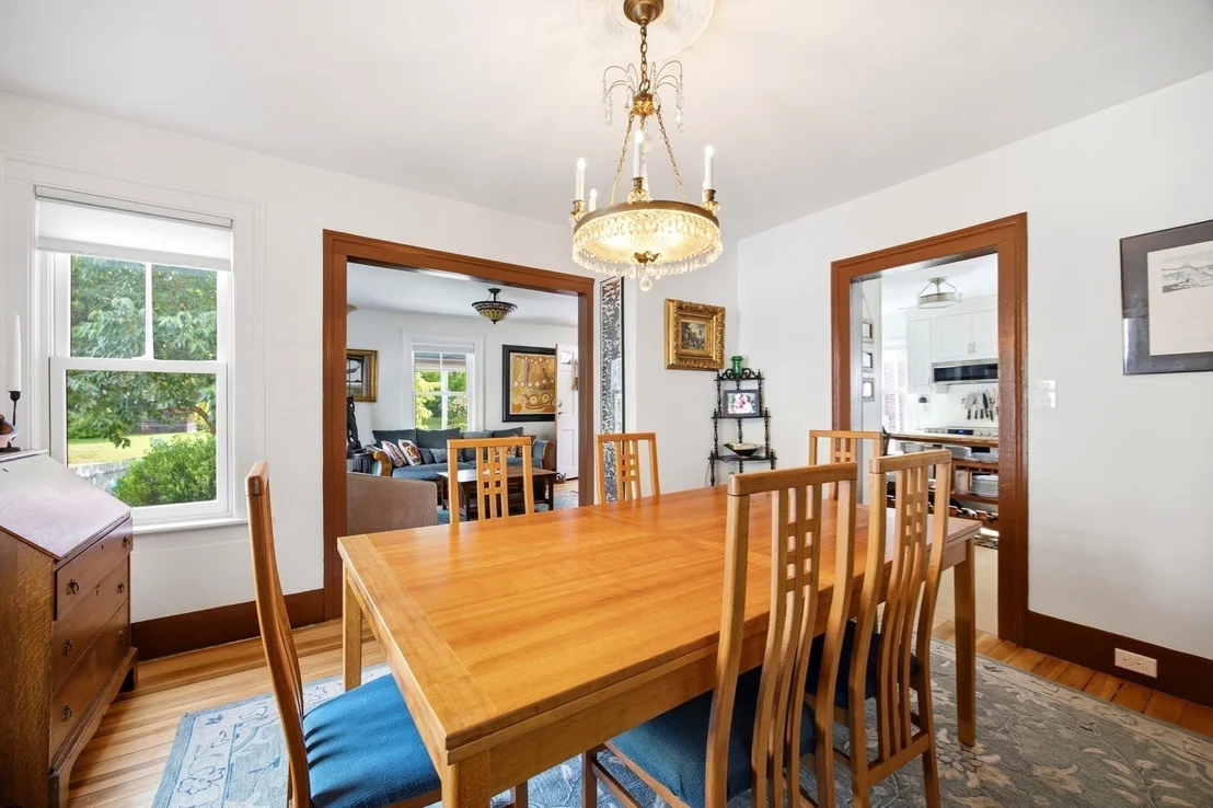 Photo of 211 Crescent St