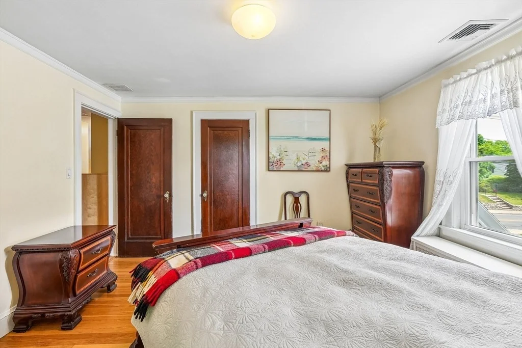 Photo of 82 Needham St