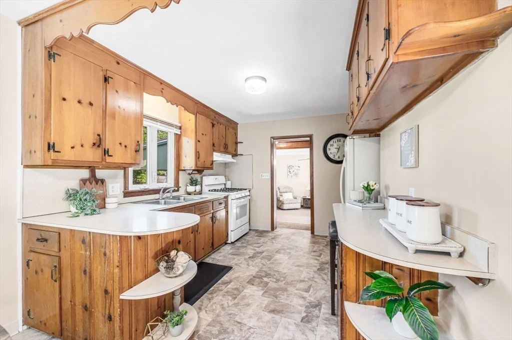 Photo of 260 Hermitage Drive