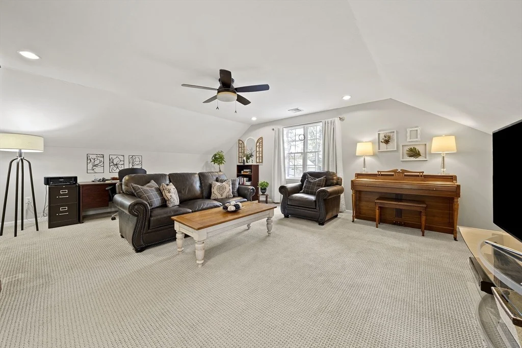 Photo of Unit 7 at 7 Evergreen Circle