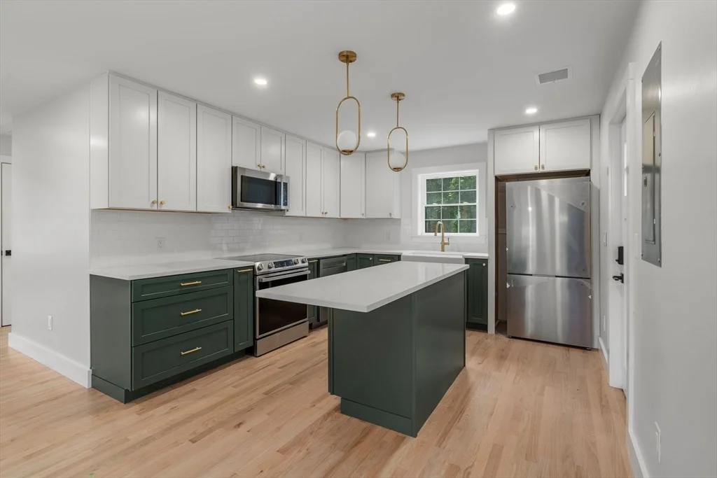 Photo of 19 Whitehorse Rd
