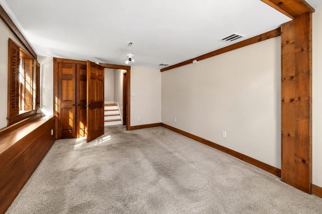 Photo of 53 Groton Rd