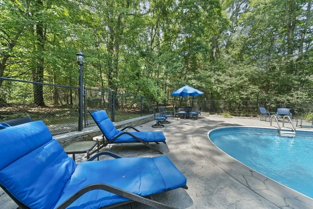 Photo of 6 Morningside Ln