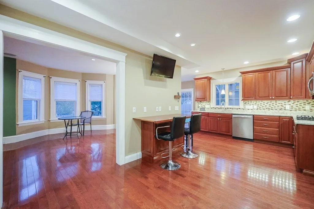 Photo of 11 Hockanum Way