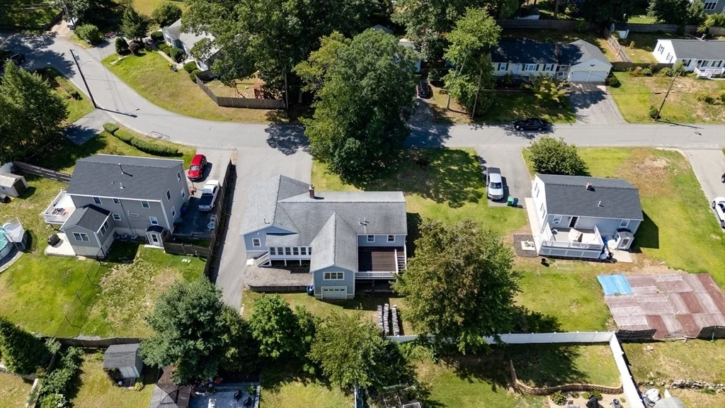 Photo of 32 Lantern Ln