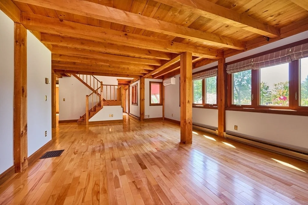 Photo of 10 Hunters Hill Cir