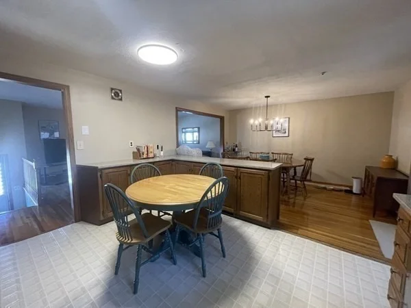 Photo of 4 Fernandez Circle