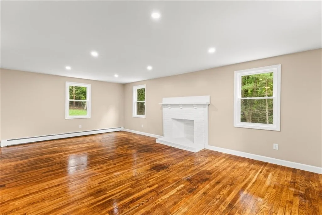 Photo of 4 Simmons St