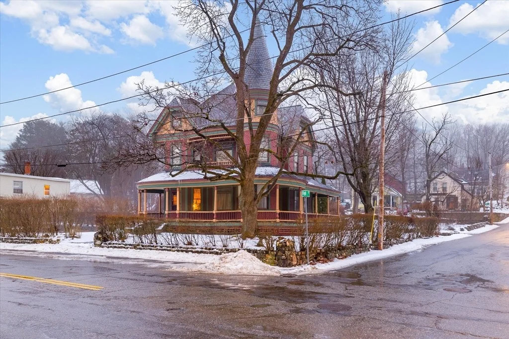 Photo of 503 School St
