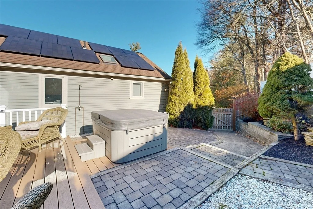 Photo of 14 Baltzer Dr