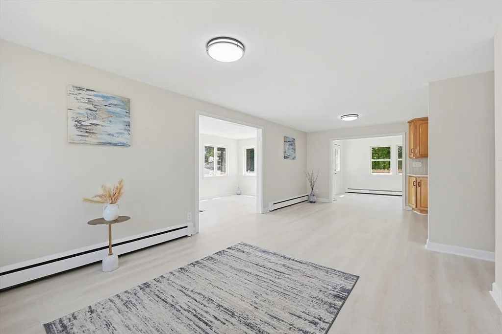 Photo of 6 Almond Dr