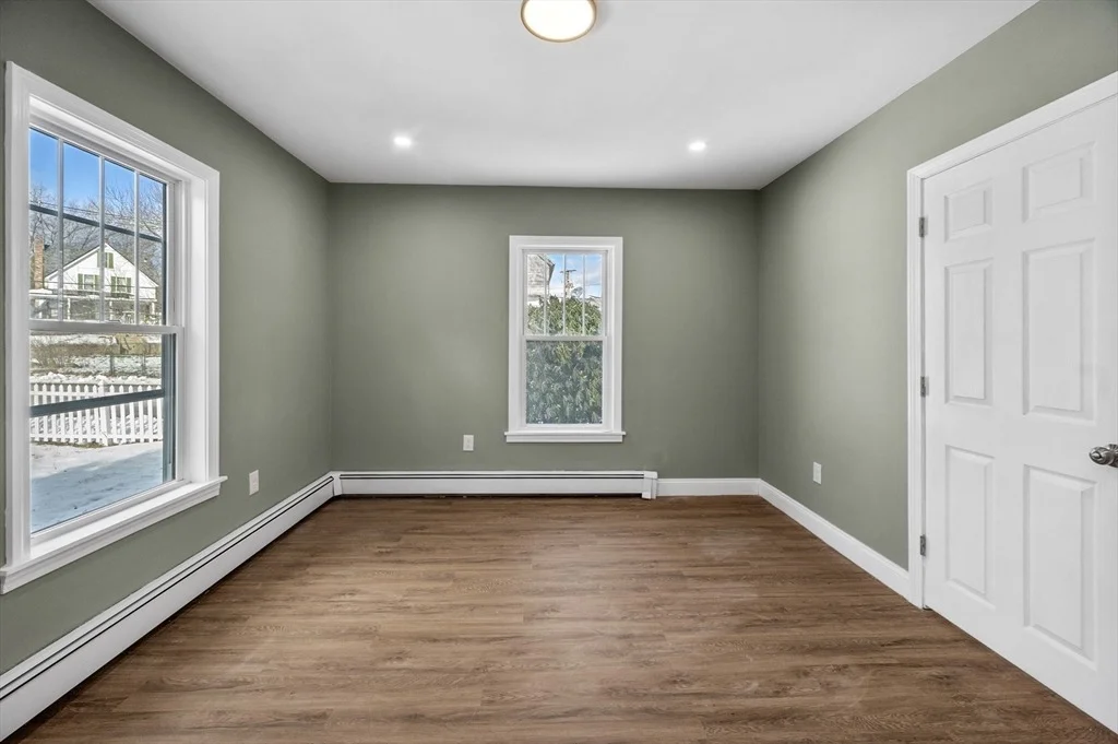 Photo of 5 Lombard Ave