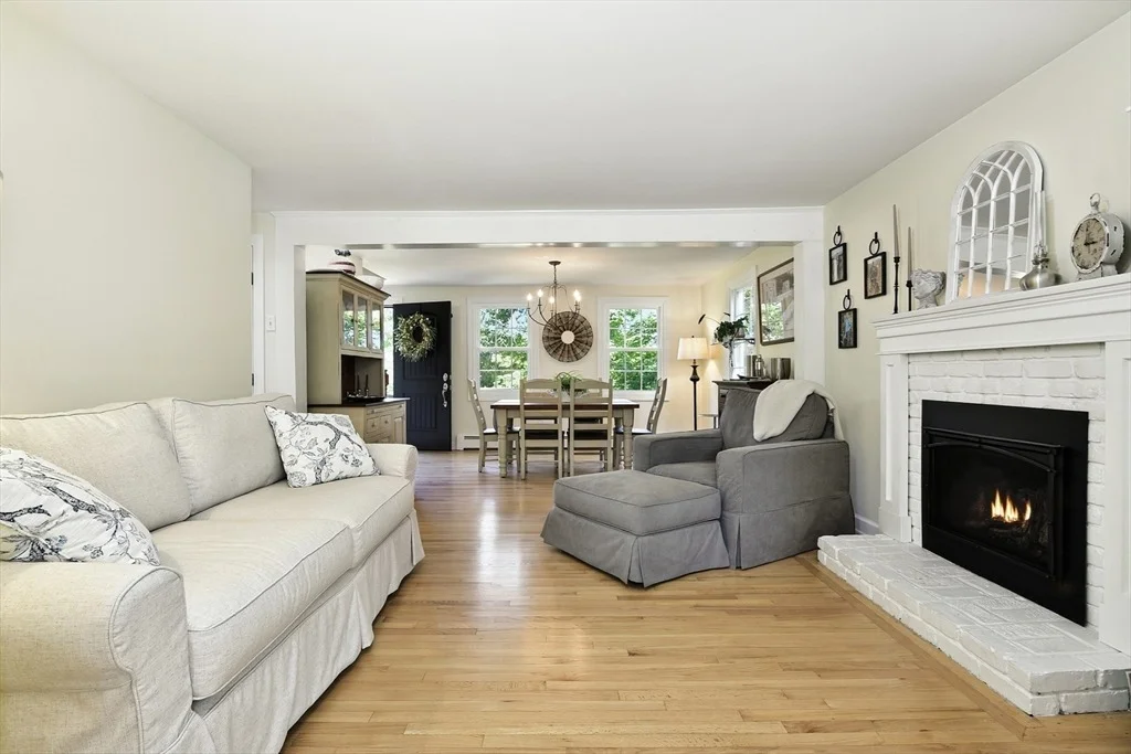 Photo of 444 Dennison Dr