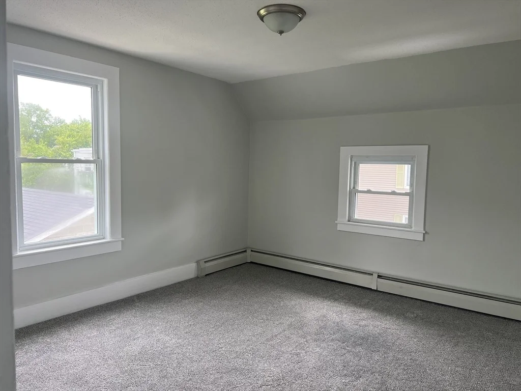 Photo of 182 Sewall Street