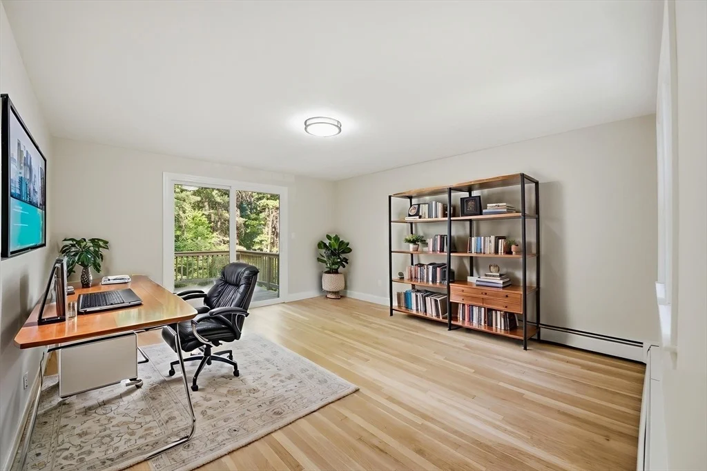 Photo of 3 Jonathan Ln