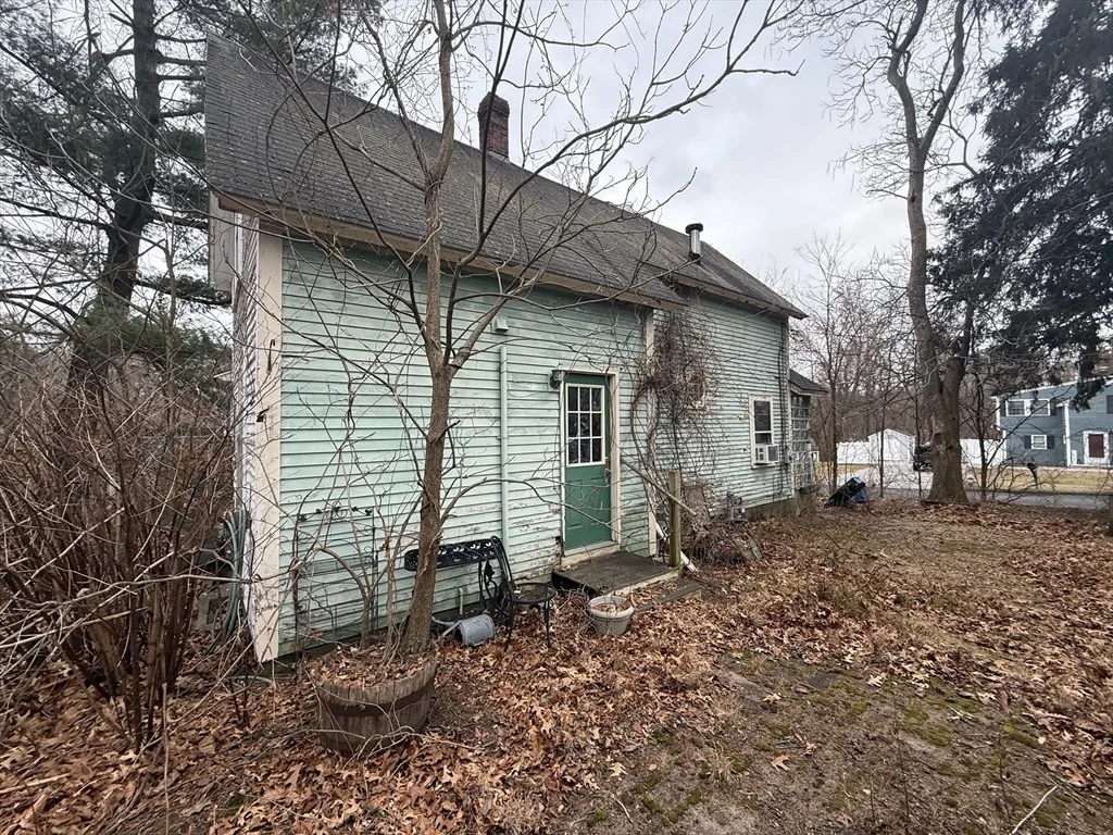 Photo of 14 Maple Ave