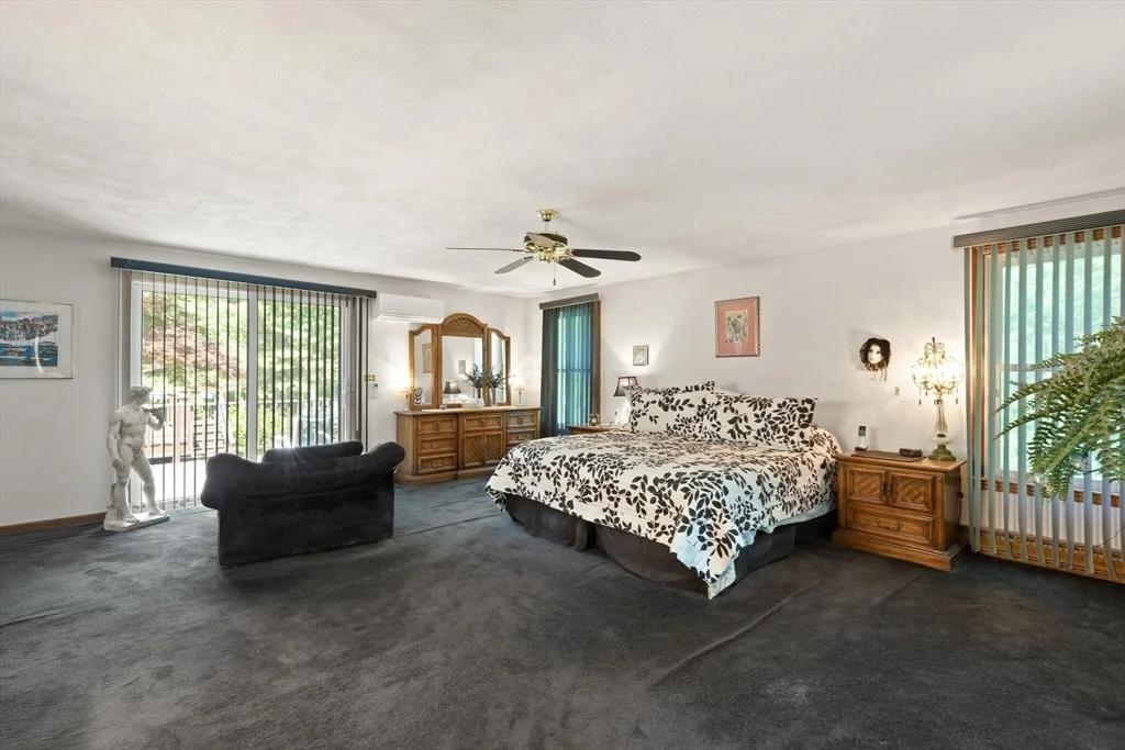 Photo of 166 Prides Crossing