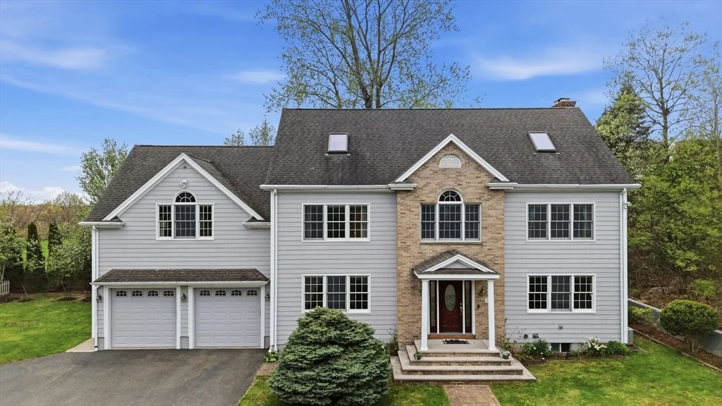Photo of 131 Range Heights Rd