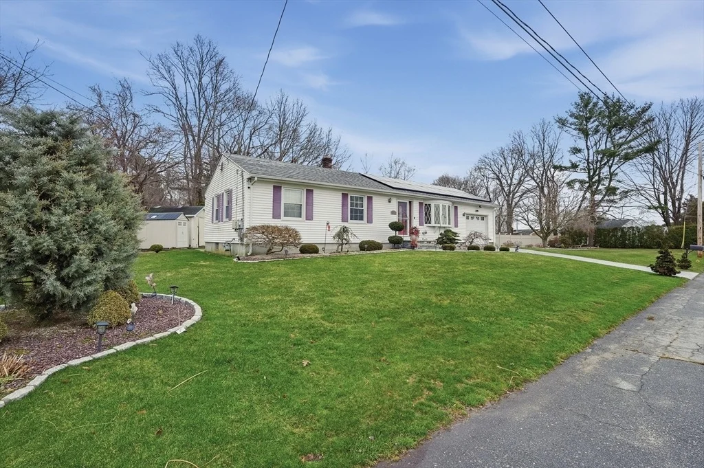 Photo of 572 Bartlett Street