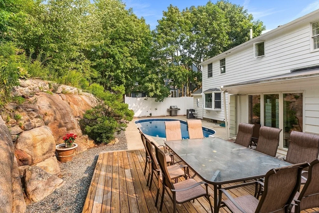 Photo of 399 Cedar Brook Rd