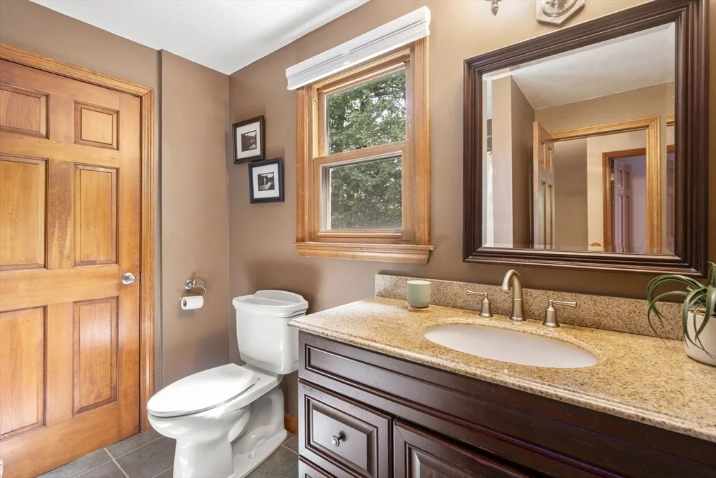 Photo of 6 Crockett Cir