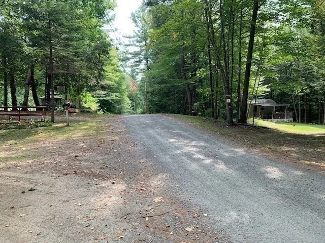 Photo of 27 & 29 Cascade Dr