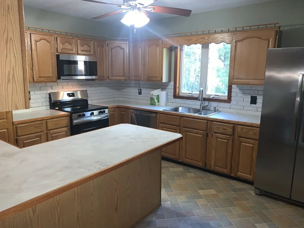 Photo of 358 Winchendon Road