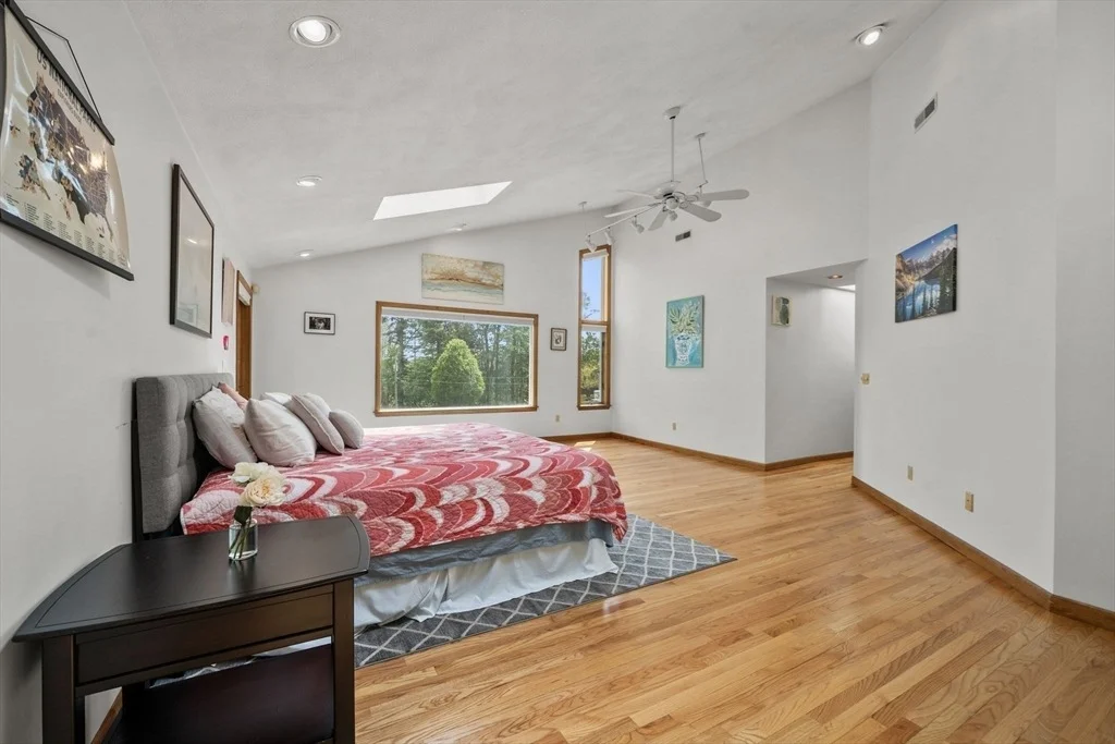 Photo of 1 Hemlock Dr