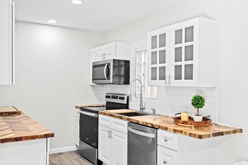 Photo of 107 Tea Rock Lane
