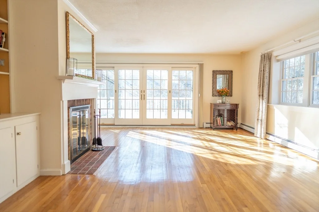 Photo of 34 Maushop Ave