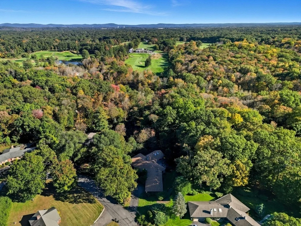 Photo of 182 Crestview Cir