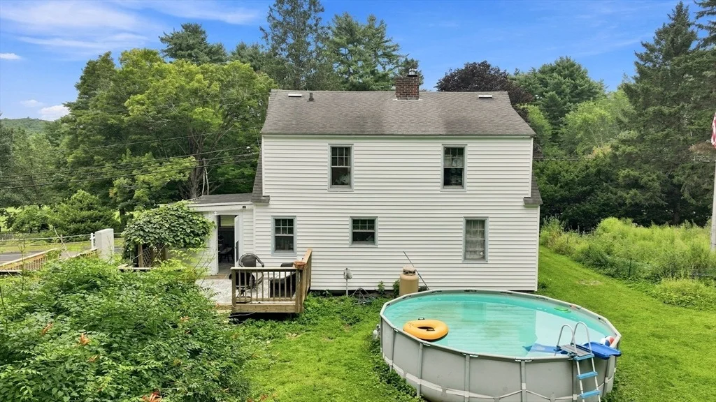 Photo of 219 Old Warren Rd