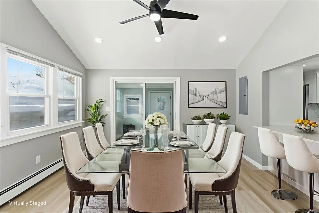 Photo of 206 Burnham