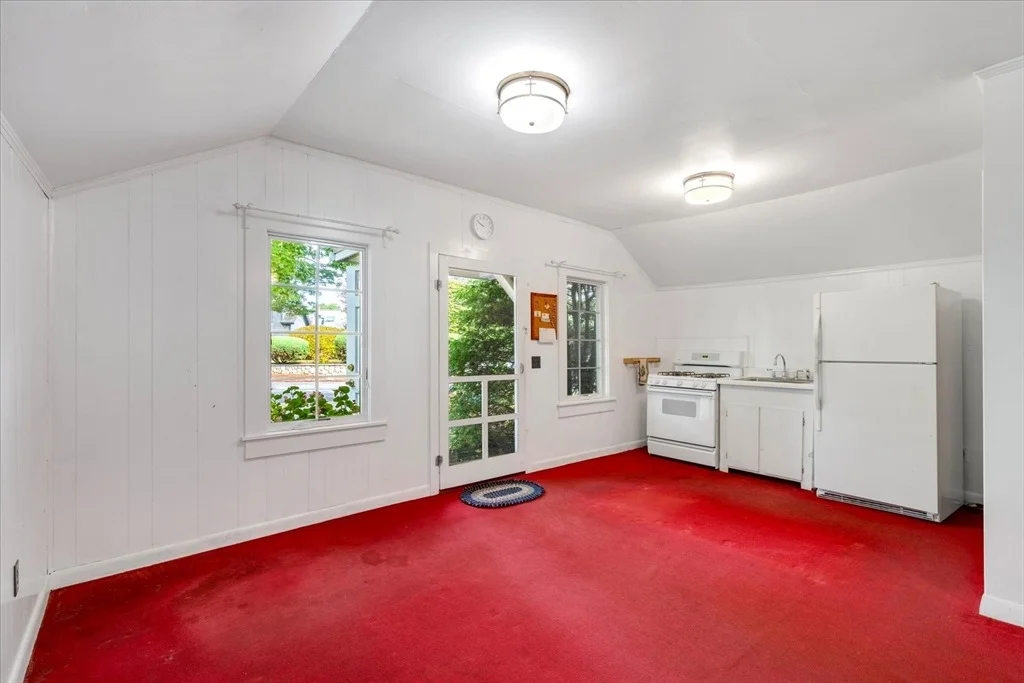 Photo of 35 Valley Ave