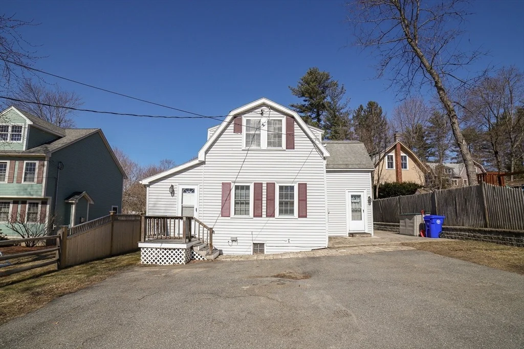 Photo of 27 Riverside Ave
