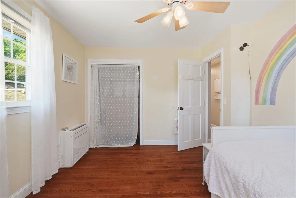 Photo of 5 Stanford Dr
