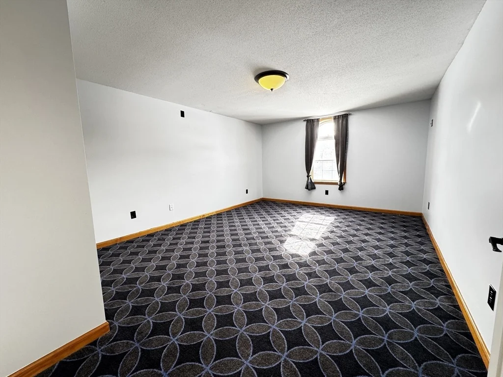 Photo of 77 Cheryl Cir