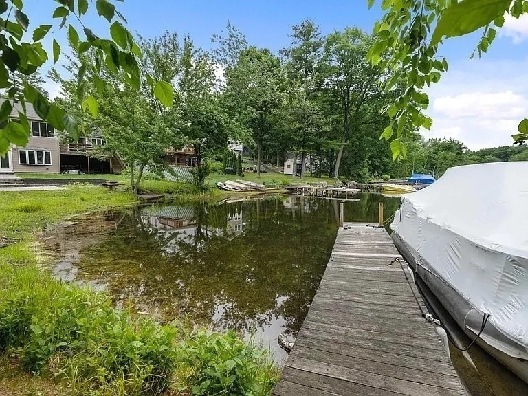 Photo of 23 Cove Rd