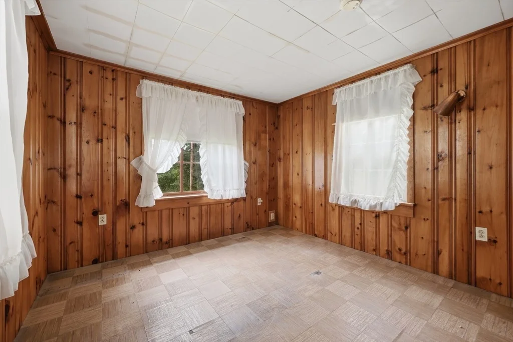 Photo of 5 Meadowbrook Road
