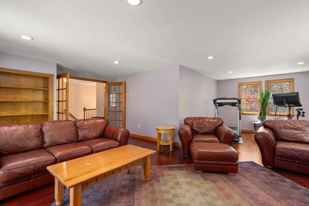 Photo of 12 Mooreland Dr